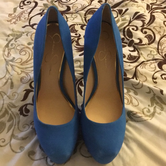 Jessica Simpson - Picture 2 of 8